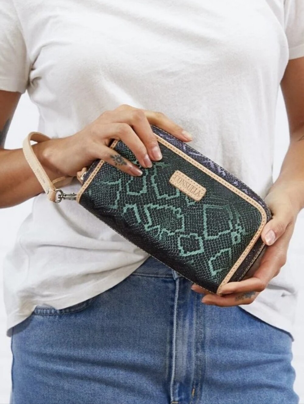 Consuela Retired Randall Wristlet Wallet Snake Euc